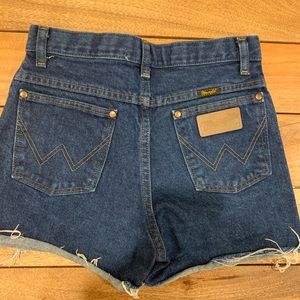 High waisted wrangler shorts xs vintage